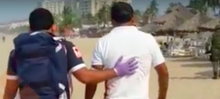 Balean a taxista en zona turística de Ixtapa