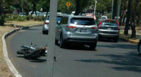 Muere mujer motociclista en Reforma