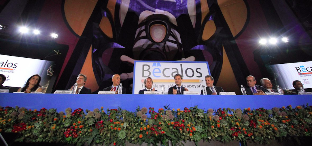 La educación es una de las principales fuentes de felicidad: Aurelio Nuño