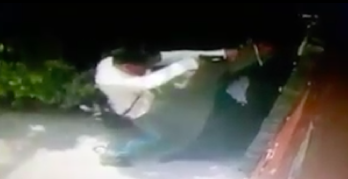 #Video Asaltan a dos hombres en la colonia Letrán Vallle