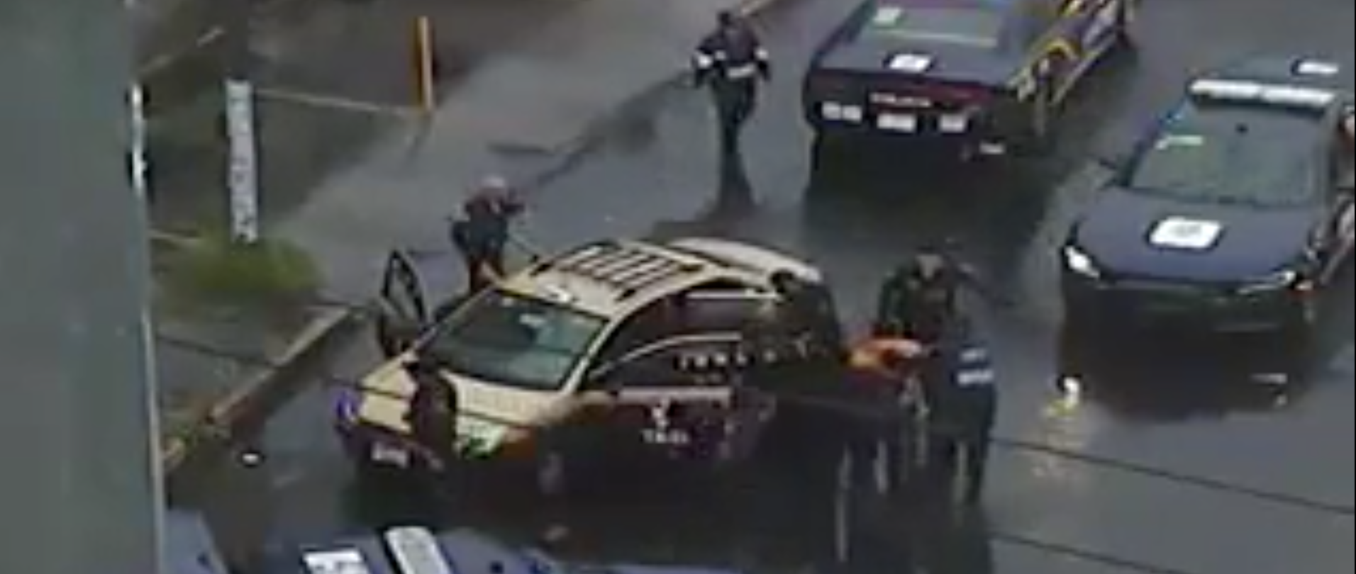 #Video Detienen a asaltante a bordo de un taxi en Iztapalapa