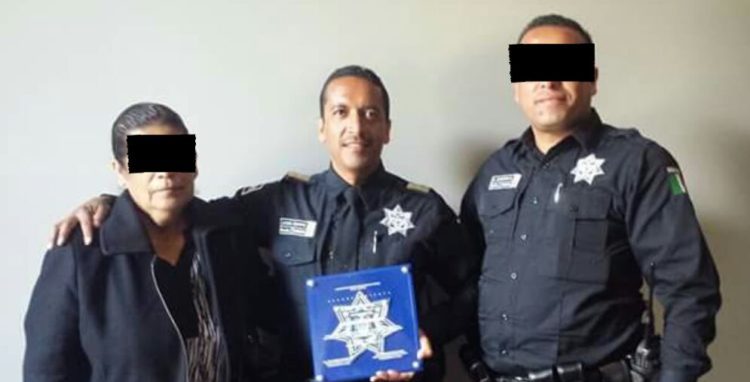 Sentencian en EE.UU. a policía mexicano que traficaba droga