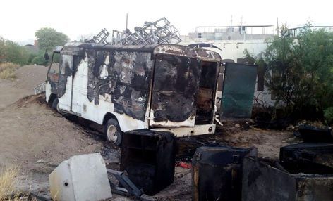 Camión de grupo musical se incendió en carretera de Coahuila