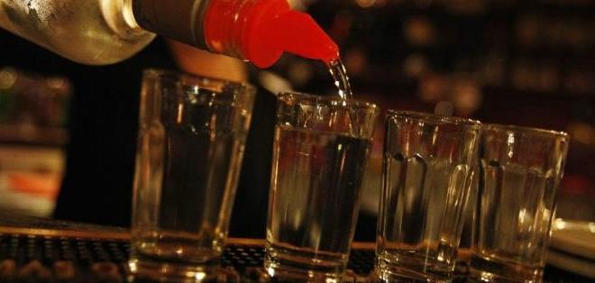 Clausuran y suspenden bares en Miguel Hidalgo y Cuauhtémoc - alcohol_0