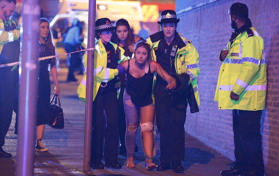 “No hay sospechas de amenazas en final de la Europa League”: UEFA - ataque-Ariana-grande-e1495549811213