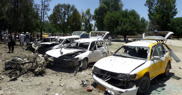 Ataque suicida deja al menos 18 muertos en Afganistán Ataque suicida deja al menos 18 muertos en Afganistán