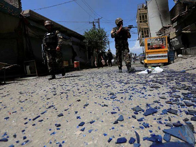 Ataque talibán deja al menos 20 muertos - ataque