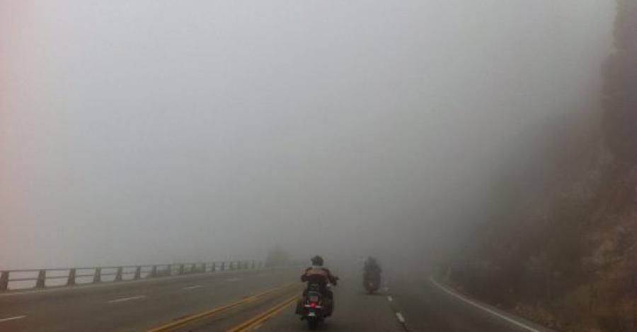 Niebla afecta la carretera México-Cuernavaca Niebla afecta la carretera México-Cuernavaca