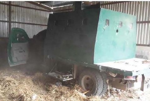 Aseguran camioneta con blindaje artesanal en Tamaulipas - camioneta-blindada-3