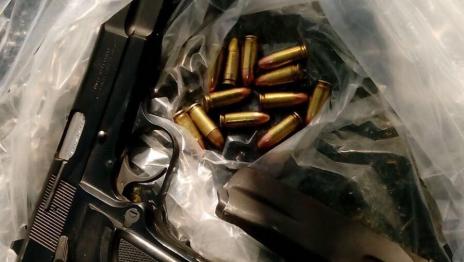 Encuentran arma y gasolina robada en camioneta volcada en Cadereyta - camioneta-nuevo-león