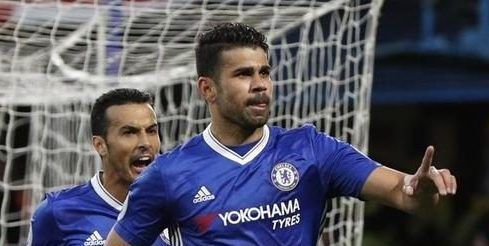 Chelsea acaricia el título tras goleada