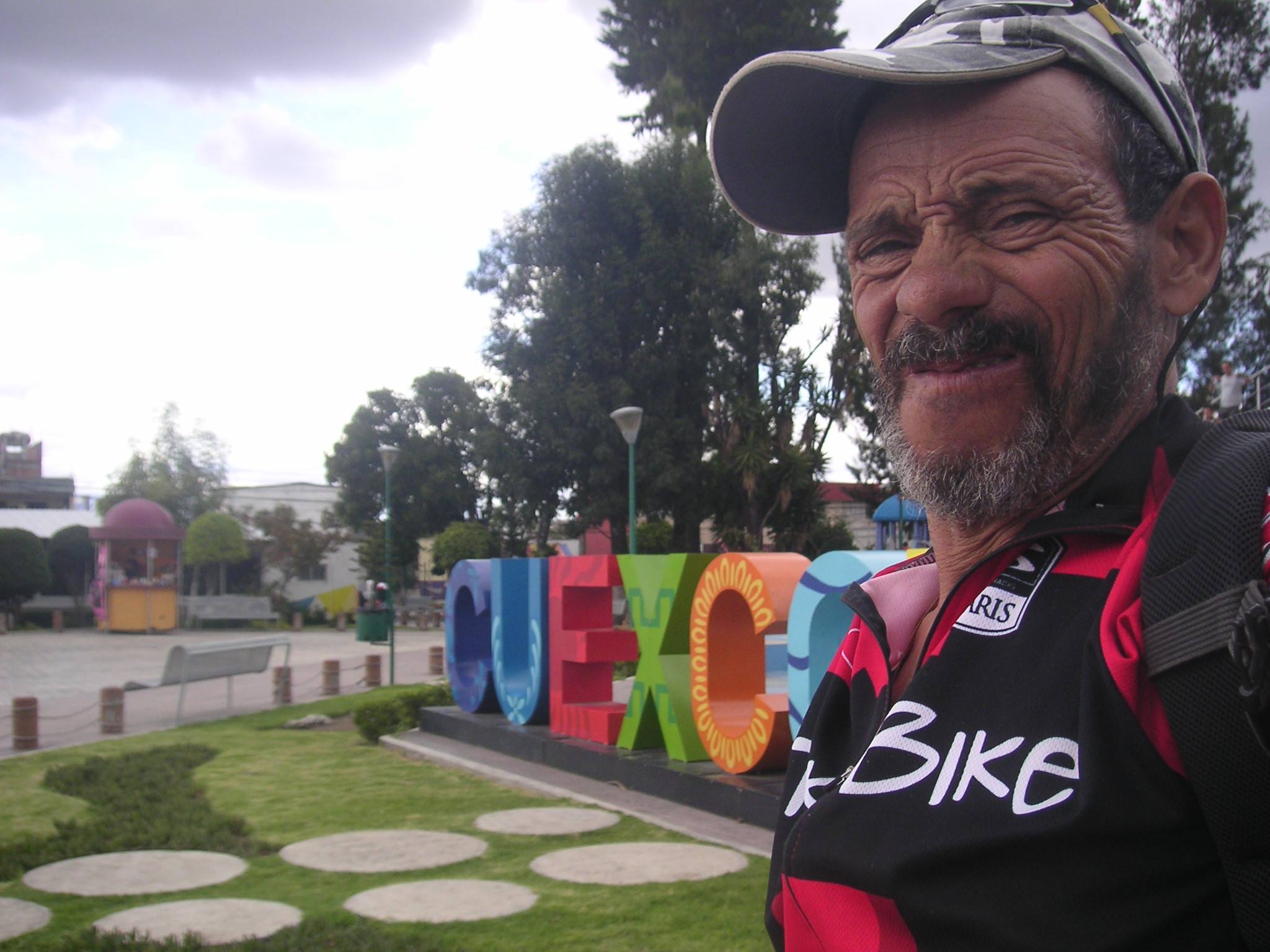 Roban bicicleta de hombre que buscaba romper un Récord Guinness