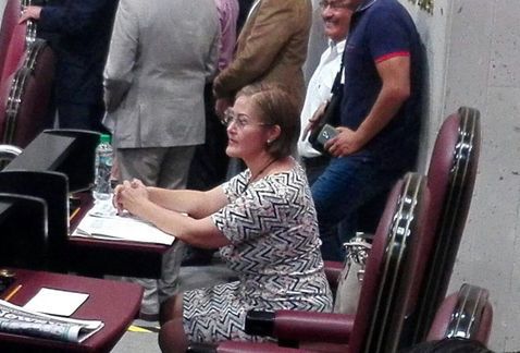 Eva Cadena reaparece en el Congreso de Veracruz - eva-cadena-1