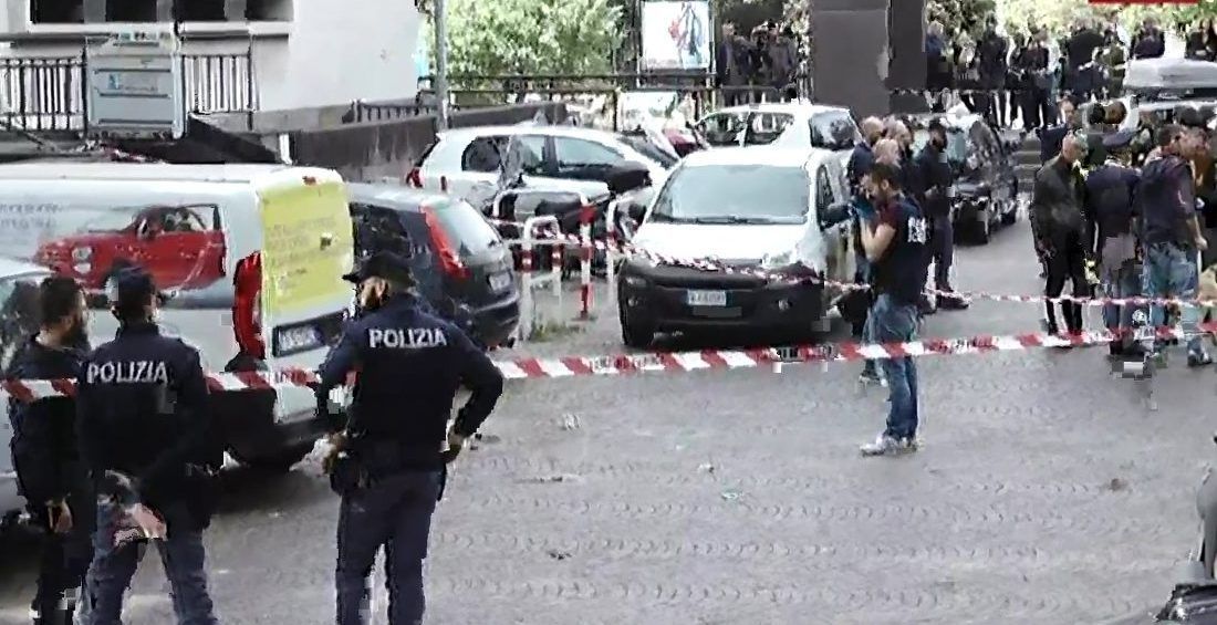 Estalla explosivo afuera de oficina postal en Roma - explosión-italia-e1494598116559