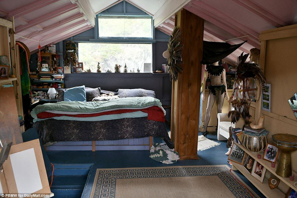 #Imágenes Pareja vive desde hace 25 años en su propia isla sustentable - isla-7