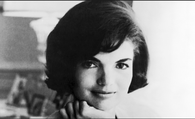 Subastarán acuarela y reloj de Jackie Kennedy