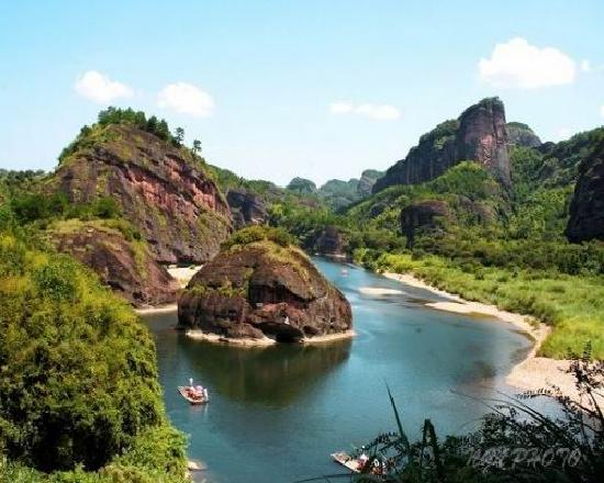 #Video Puente cae con veinte turistas en China - jiangxi
