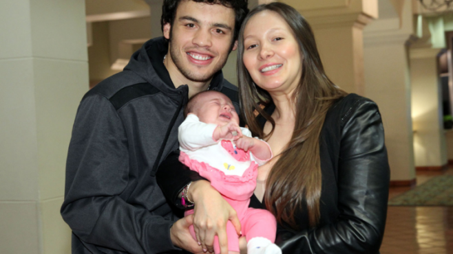 'Le tendieron una trampa a Chávez Jr.': esposa - julio-cesar