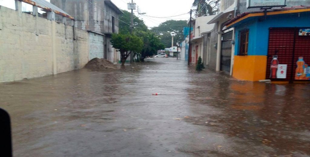 Suspenden clases en Oaxaca por lluvias - lluvias-oaxaca-2-1024x521