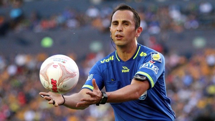 Eligen a Luis Enrique Santander para arbitrar la final de vuelta