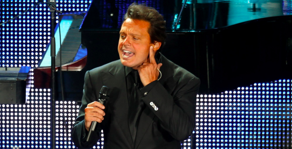 Embargan Rolls Royce a Luis Miguel para cubrir demanda