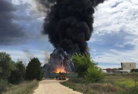 Explosión deja al menos 30 heridos en España Explosión deja al menos 30 heridos en España