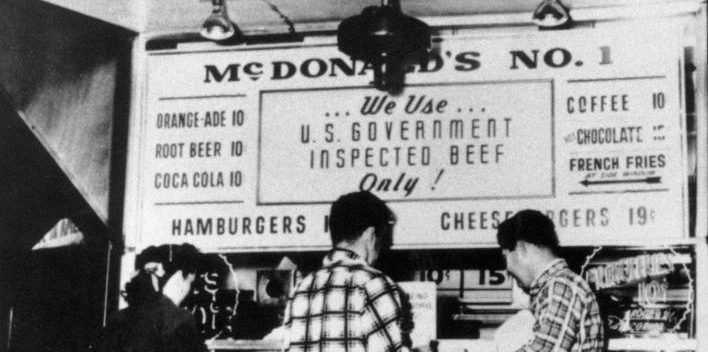 ¿Qué ofrecía McDonald’s en su primer menú?