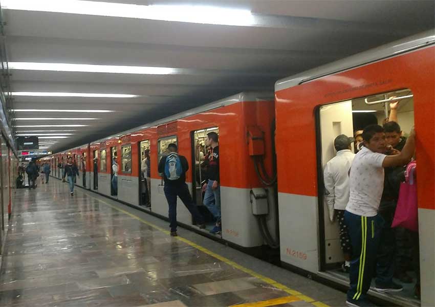 Suman 26 detenidos con operativo en el Metro - metro-revo-2