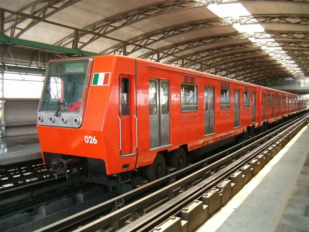 Asaltan A 25 Personas En Convoy Del Metro Línea B