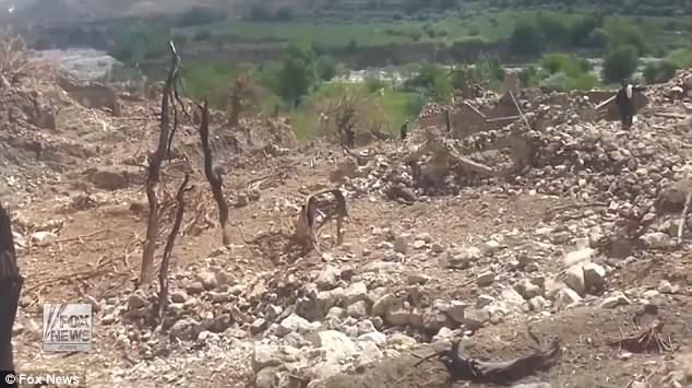 Nuevas imágenes del lugar donde fue lanzada 'la madre de todas las bombas' - moab-destrucción5