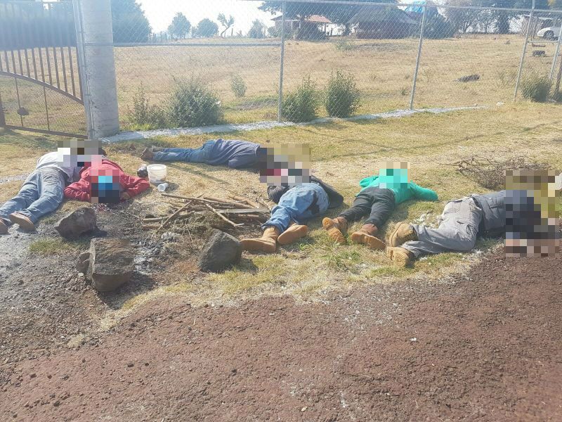 Encuentran muertos a siete cortadores de aguacate en Michoacán - muertos-campesinos-censurada
