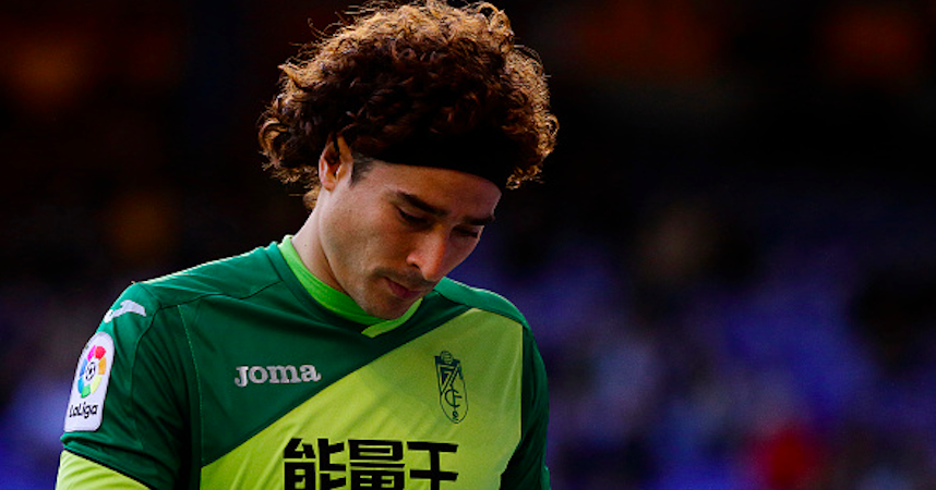 Memo Ochoa, el portero con más goles recibidos en una temporada en España - ochoa-triste