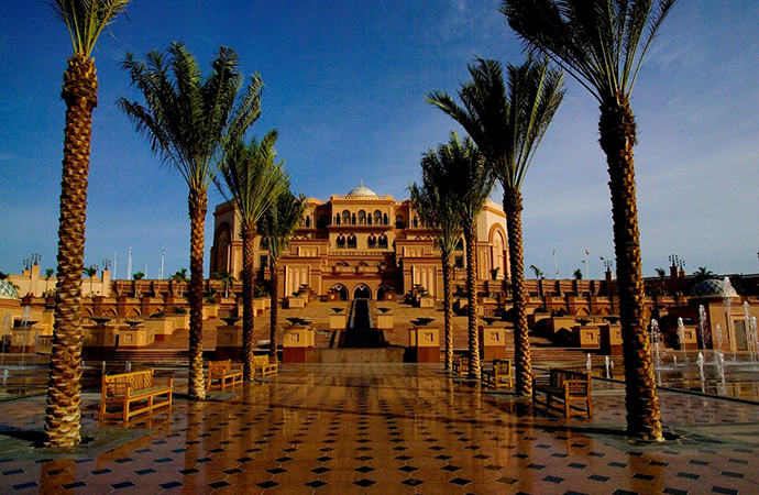 Estos son los cinco edificios más caros del mundo - palacio-emirates