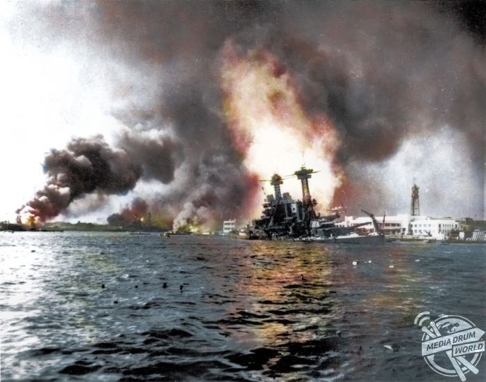 Revelan imágenes a color del ataque a Pearl Harbor