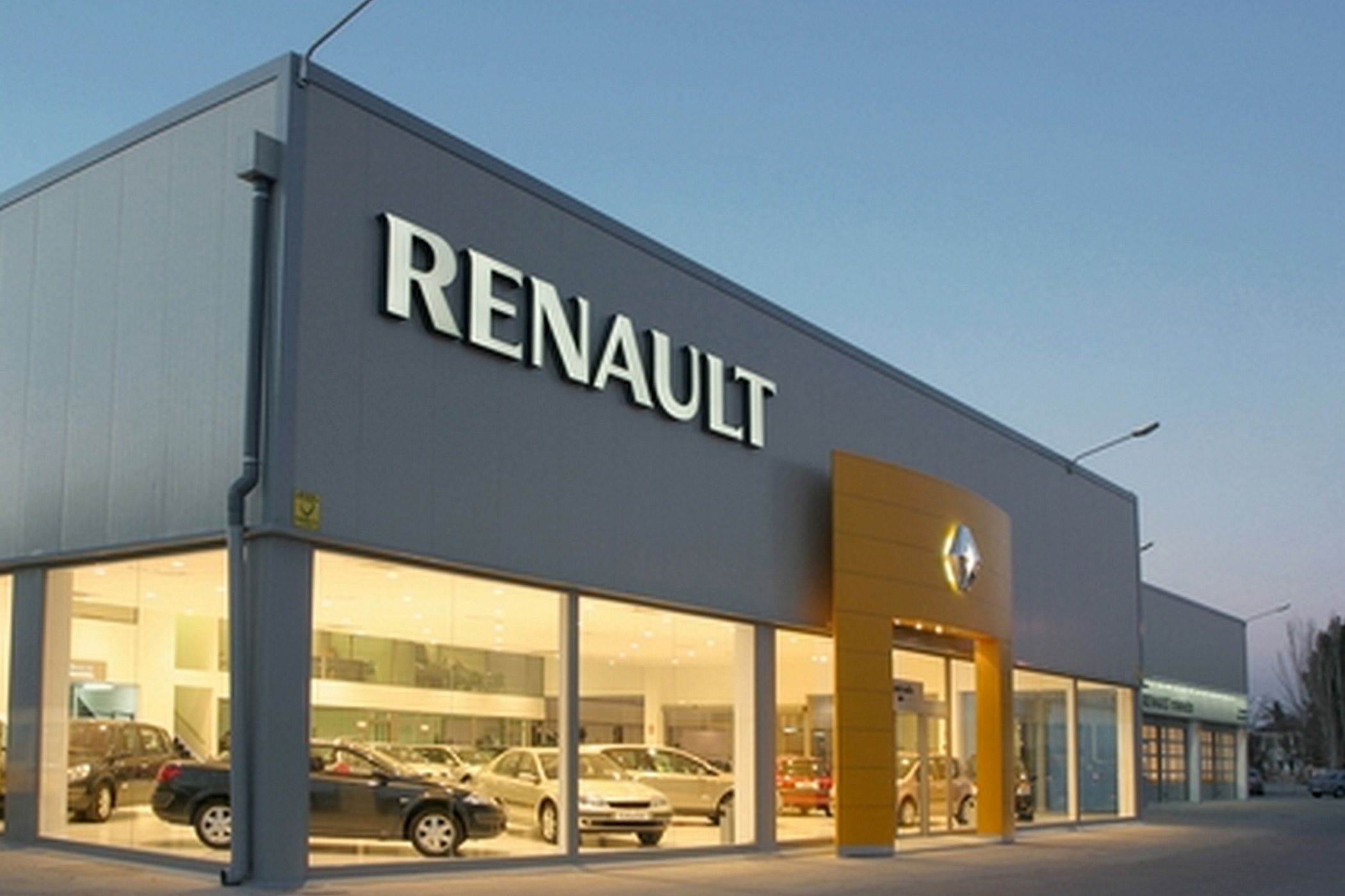 Ciberataque forza el cierre temporal de fábricas de Renault - renault