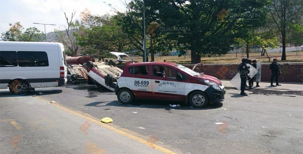 Riña entre transportistas deja un muerto en Oaxaca - riña-maestros-oaxaca2-1024x521