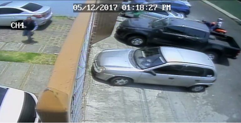 #Video Asaltan a empresario al retirar dinero de un banco en Morelia