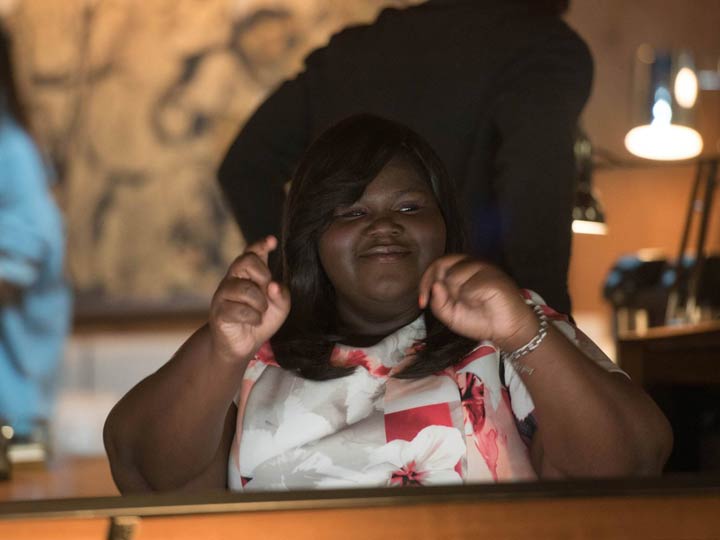 Actriz de Precious denuncia discriminación en tienda de Chanel - sidibe2