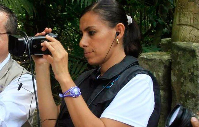 Intimidan a reportera en rancho de Eva Cadena - teresa-corro