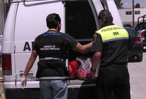 Tiran hombre desmembrado en Tultepec