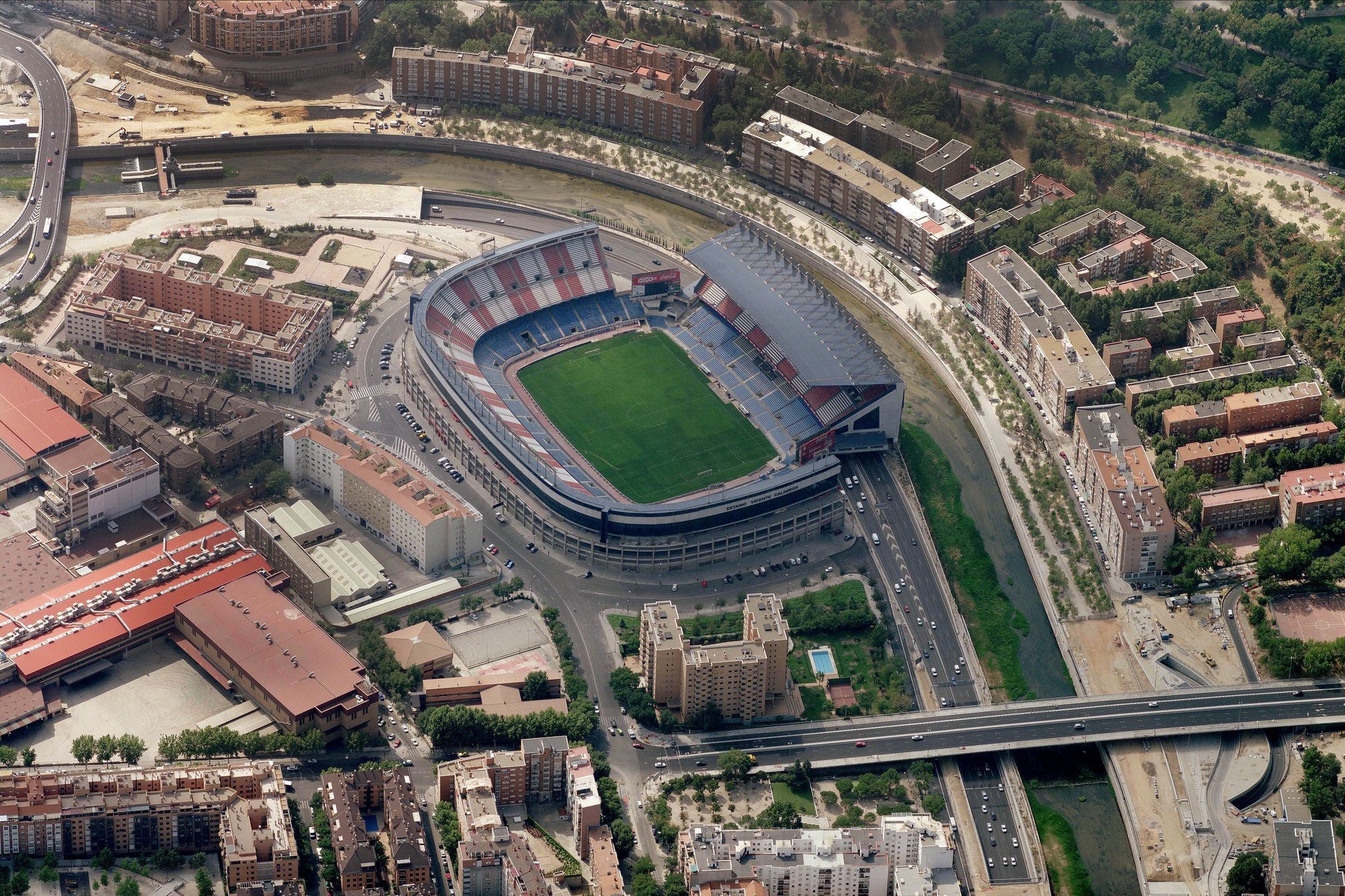 Cuauhtémoc Blanco jugará en el Vicente Calderón Cuauhtémoc Blanco jugará en el Vicente Calderón