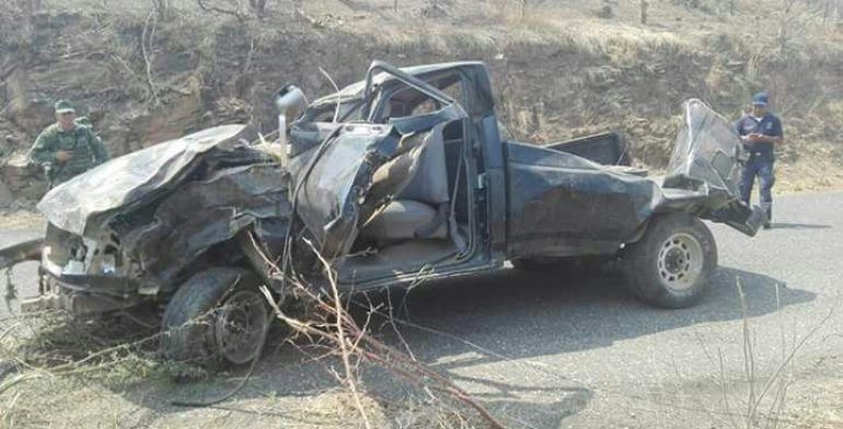 Volcadura deja nueve muertos y seis lesionados en Guerrero