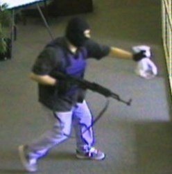 FBI detiene al 'Bandido del AK-47' - 251