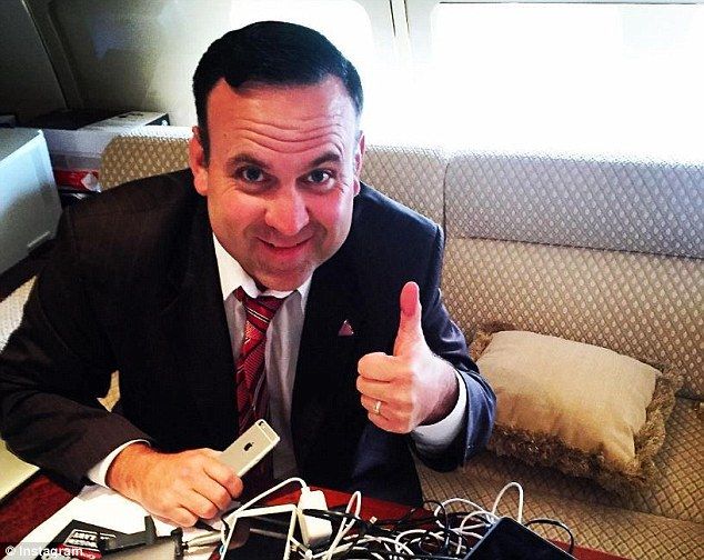 De caddie de Trump a tener un puesto en la Casa Blanca - 3B30A34300000578-4014680-image-m-37_1481226857371