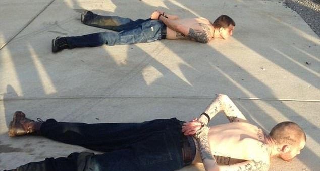 Ciudadano detiene a dos reos prófugos en EE.UU.