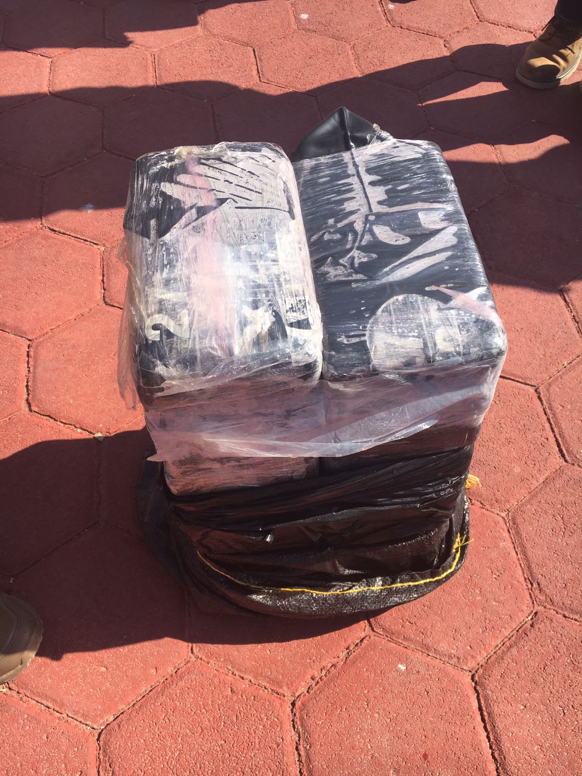 Aseguran casi dos toneladas de cocaína en Los Cabos