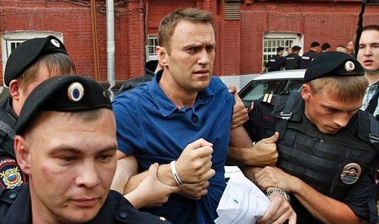 Detienen al opositor ruso Alexei Navalny