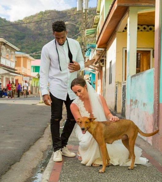 Estrella de la NFL y su esposa donan regalo de bodas a refugio para perros - Captura-de-pantalla-2017-06-19-a-las-14.45.34