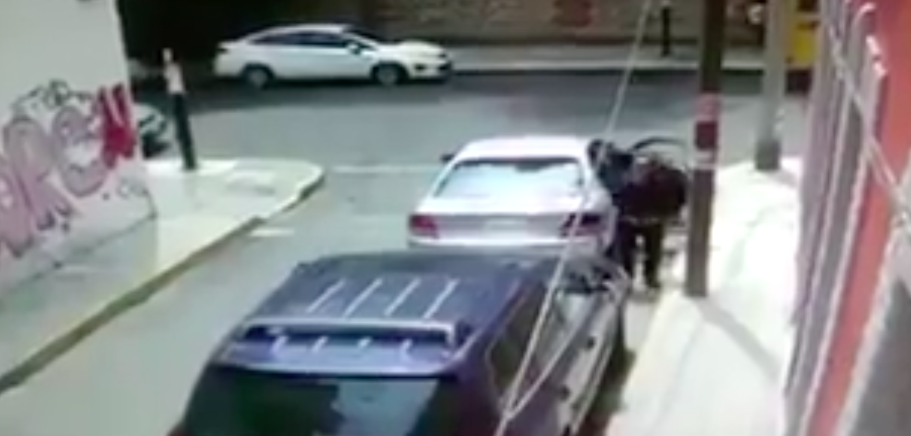 #Video Así roban autopartes en Santa María la Ribera