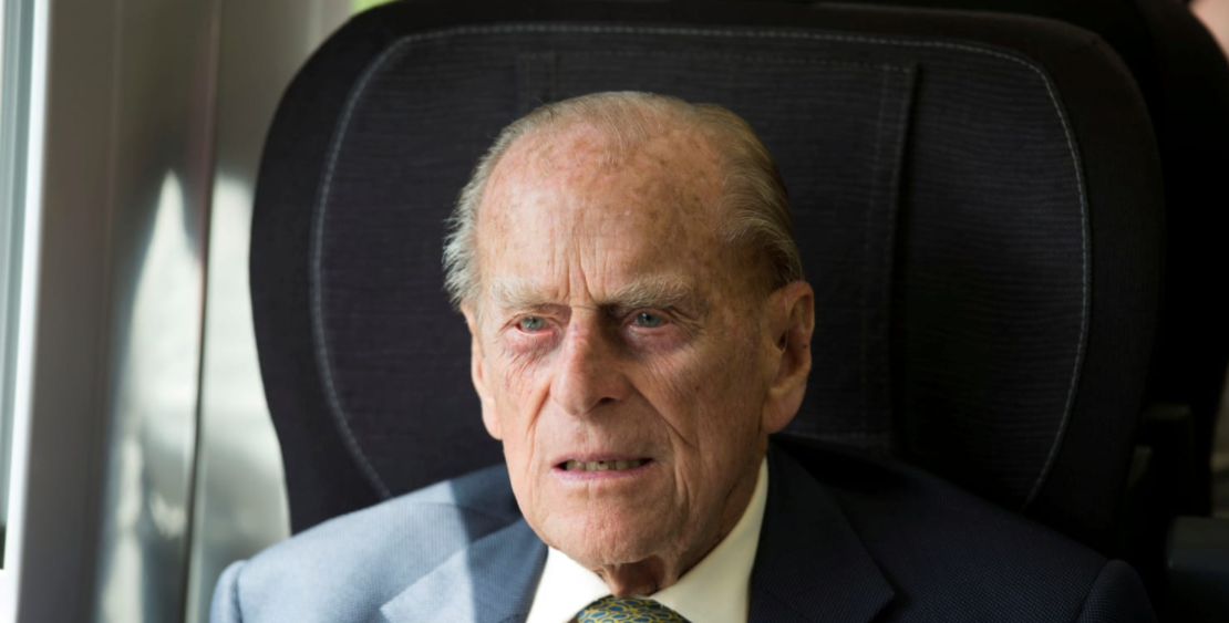 Príncipe Felipe pasará otra noche en el hospital Príncipe Felipe pasará otra noche en el hospital